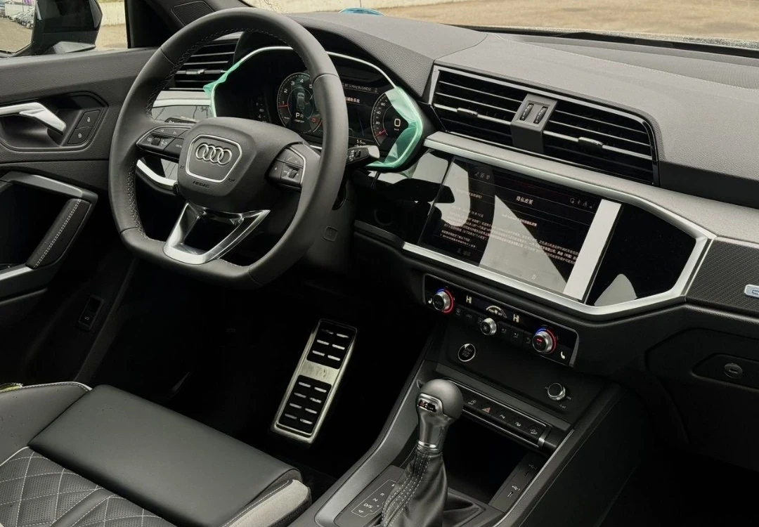 Audi Q3, 2025г, полный привод, робот
