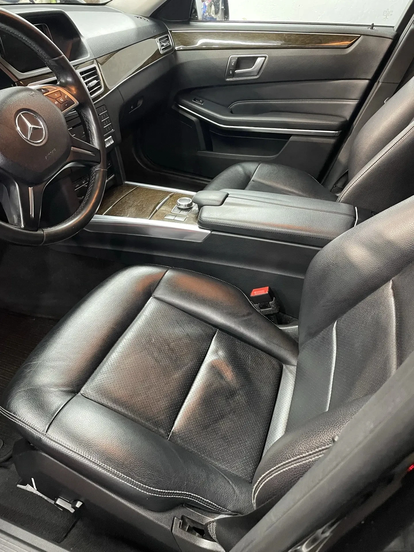 Mercedes-Benz E-Класс, 2015г, задний привод, автомат