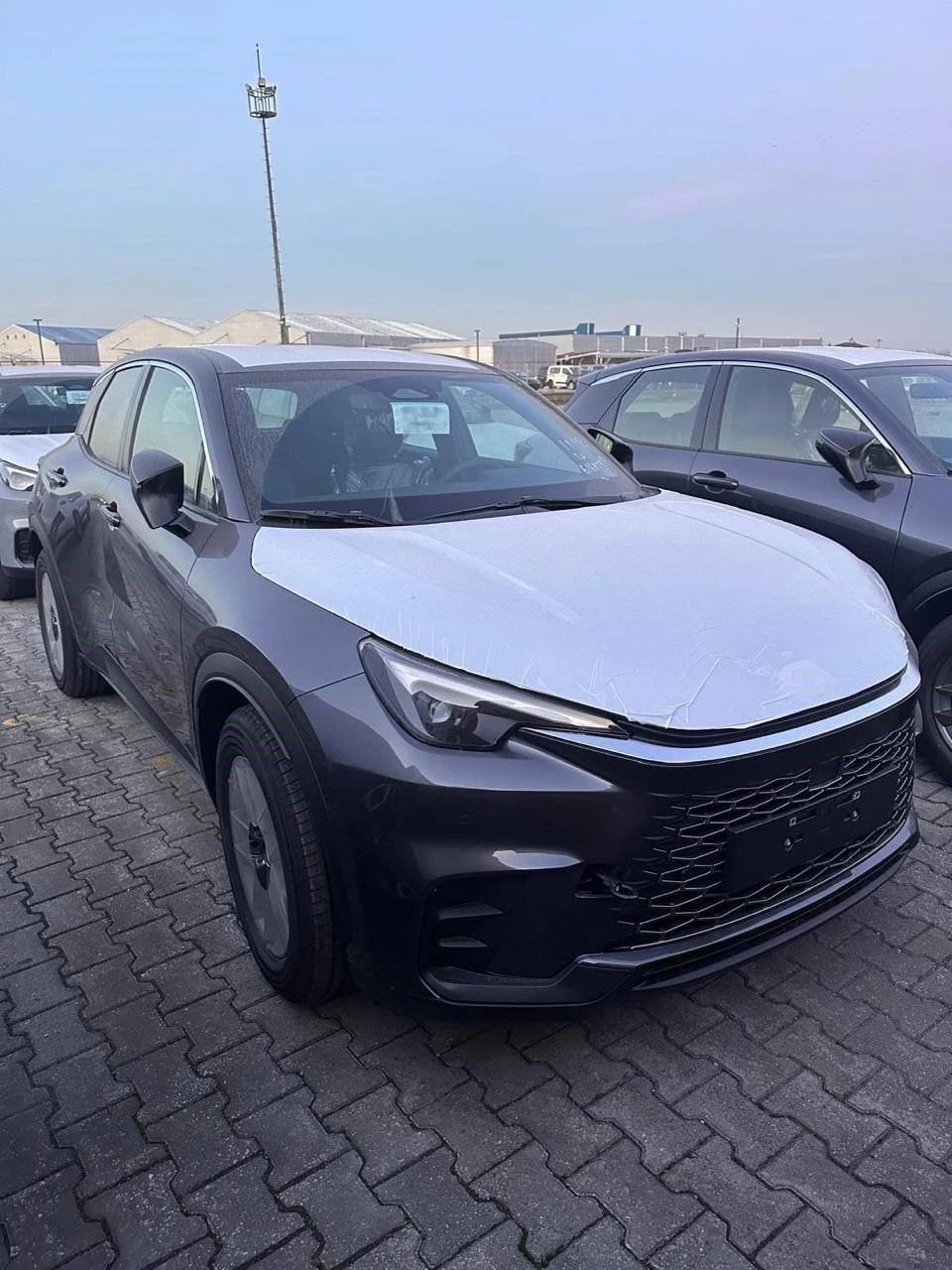 Lexus LBX, 2025г, передний привод, вариатор