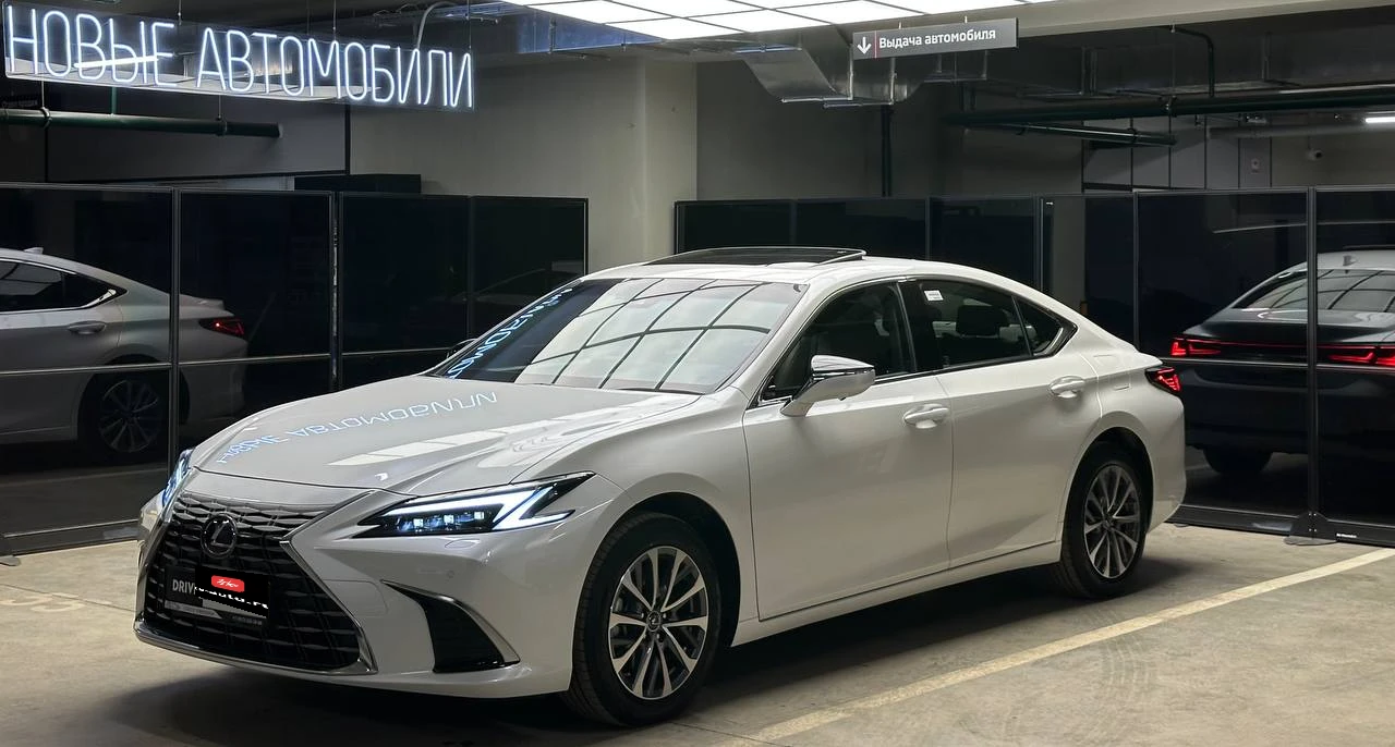 Lexus ES, 2025г, передний привод, вариатор