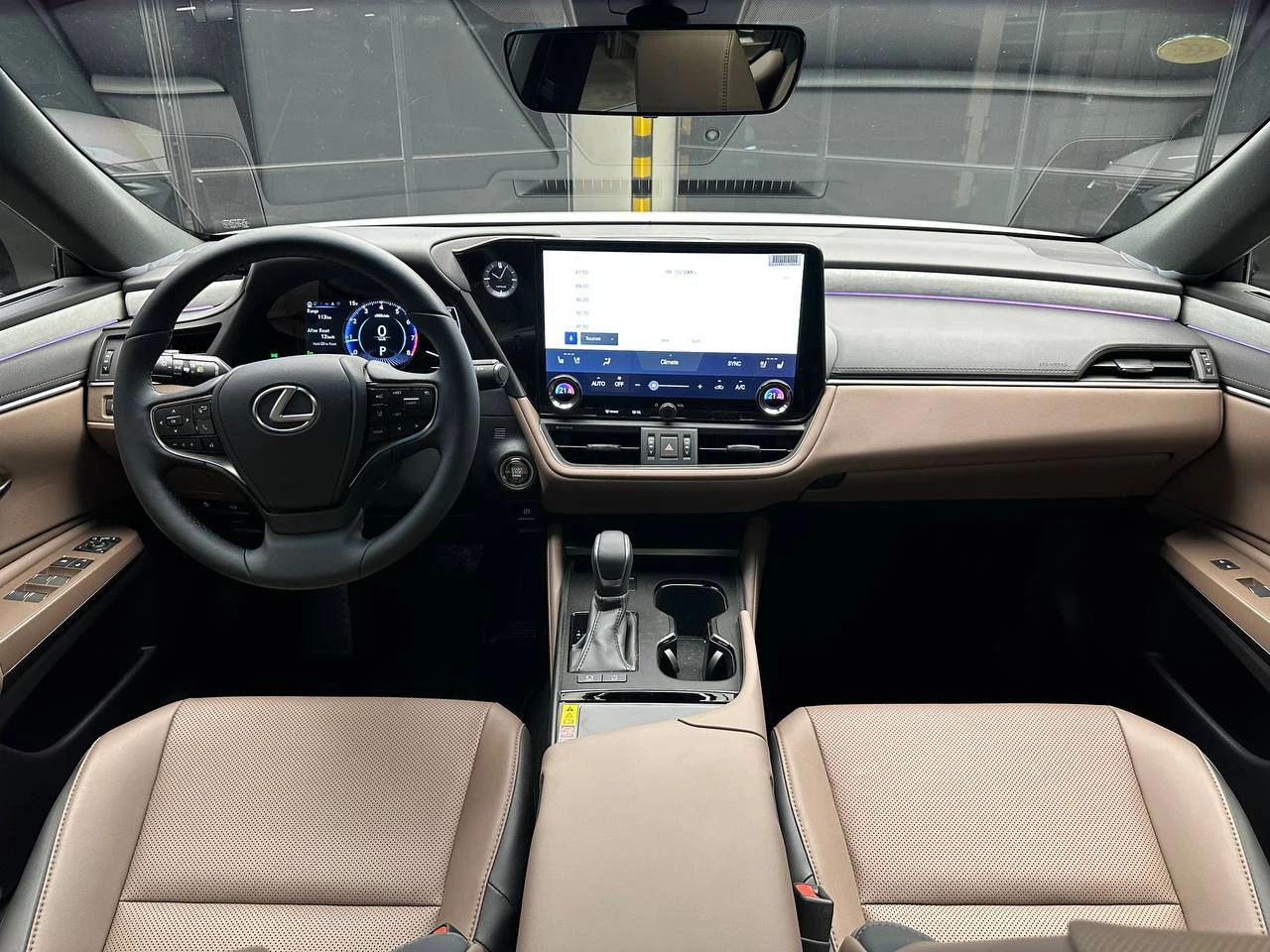 Lexus ES, 2025г, передний привод, вариатор