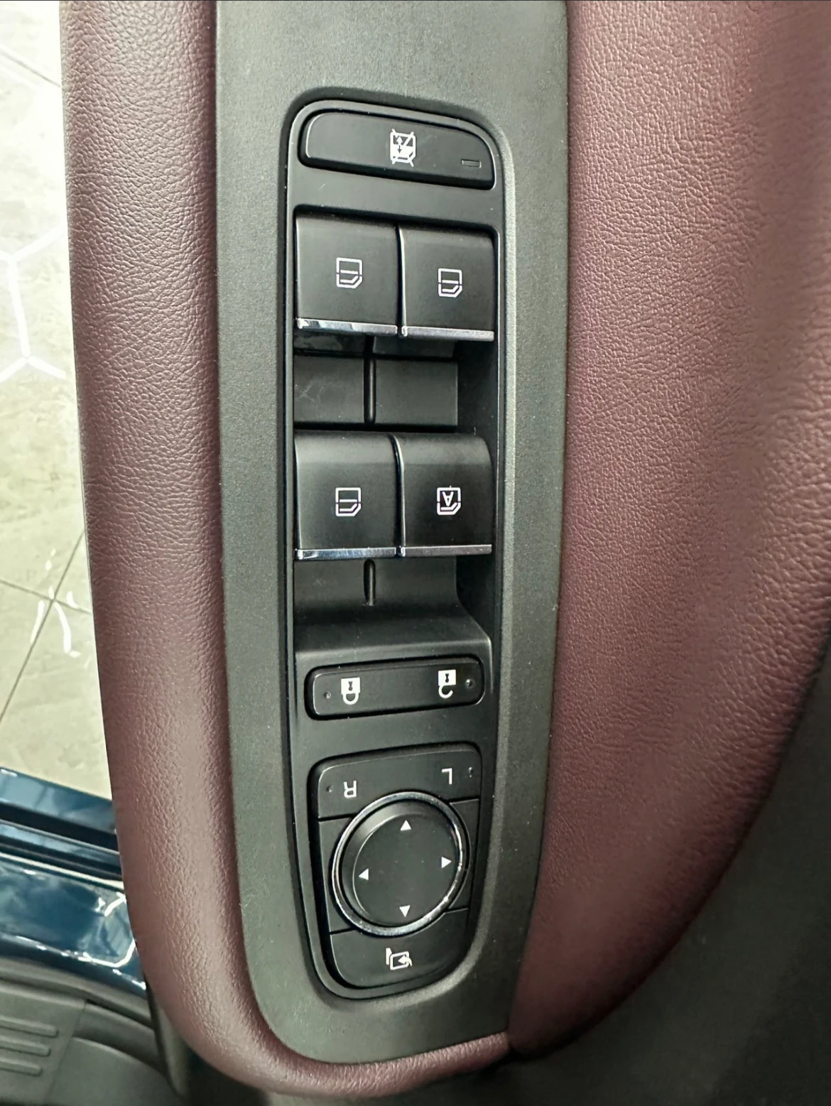 GAC Trumpchi M6 Pro, 2021г, передний привод, автомат