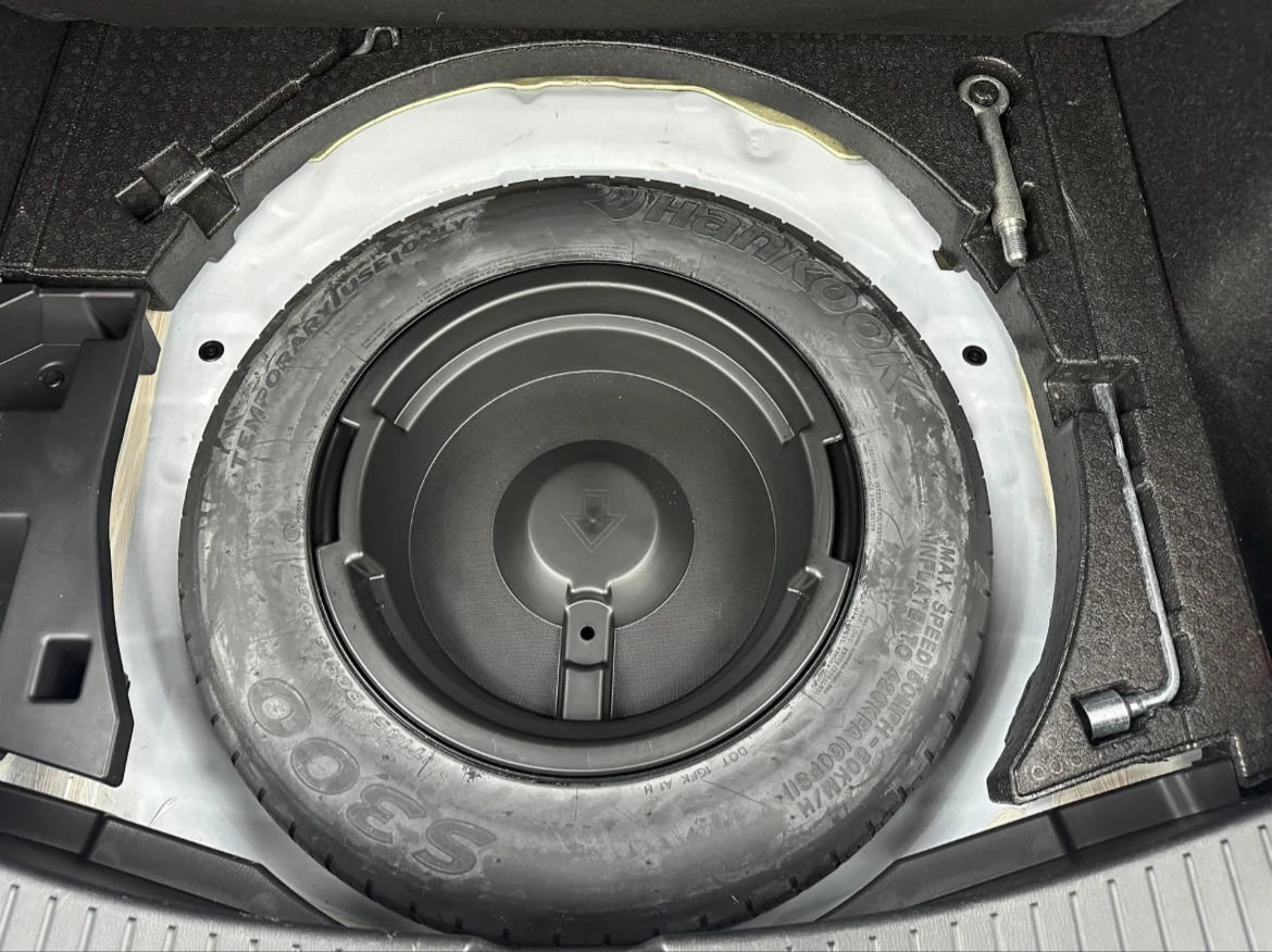 Mazda CX-4, 2023г, передний привод, автомат