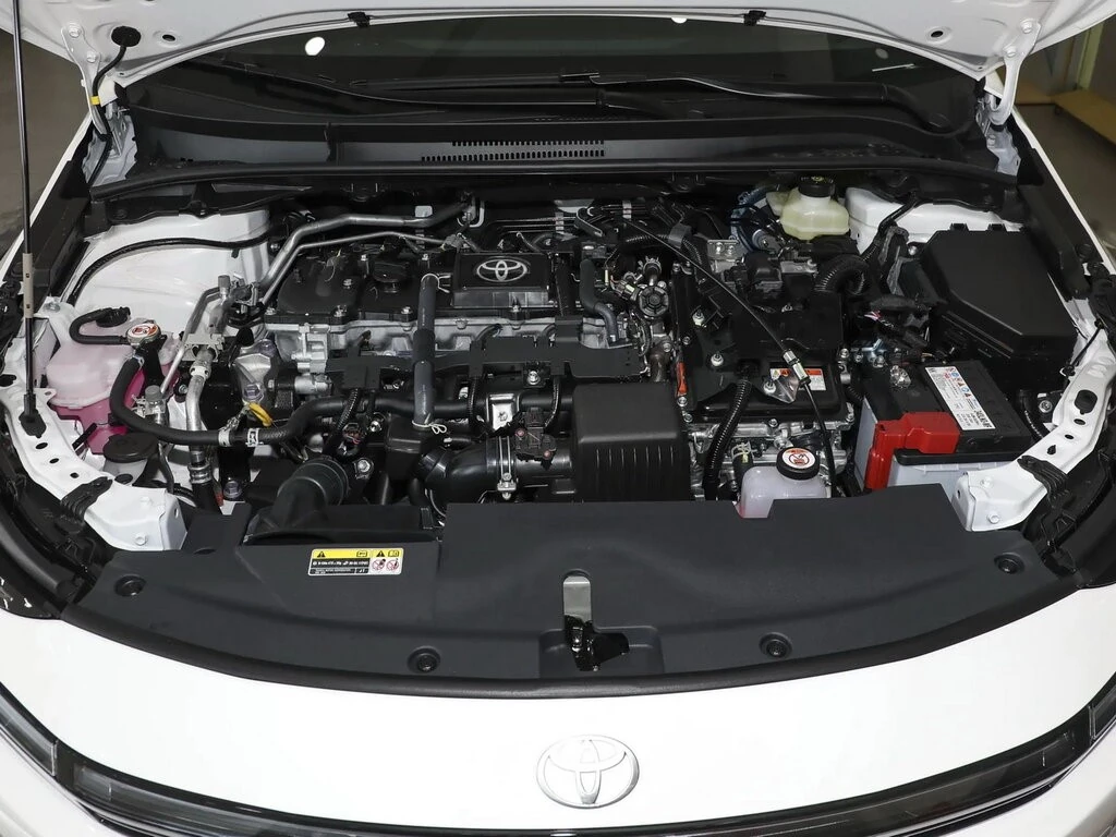 Toyota Corolla, 2025г, передний привод, вариатор