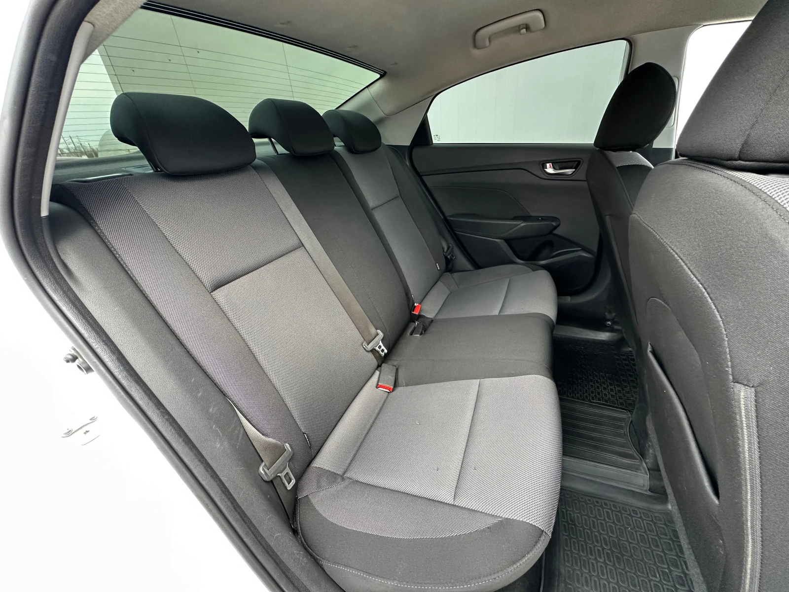 Hyundai Solaris, 2019г, передний привод, автомат