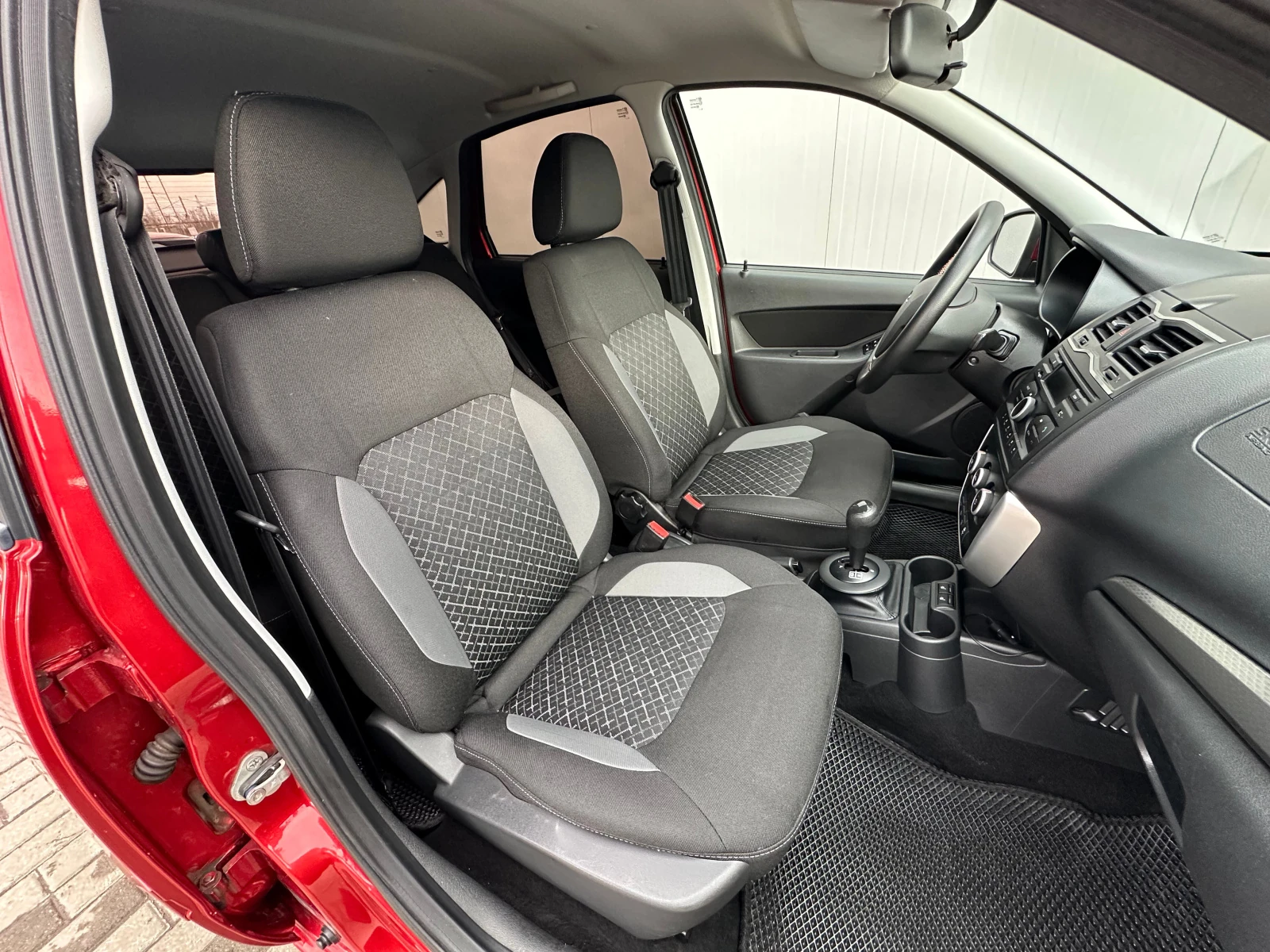 Lada (ВАЗ) Granta, 2020г, передний привод, робот