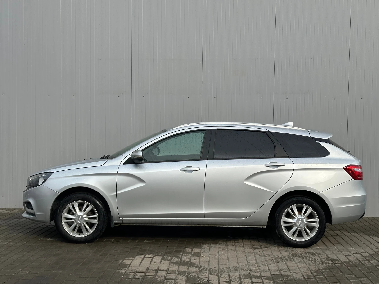 Lada (ВАЗ) Vesta, 2017г, передний привод, механика