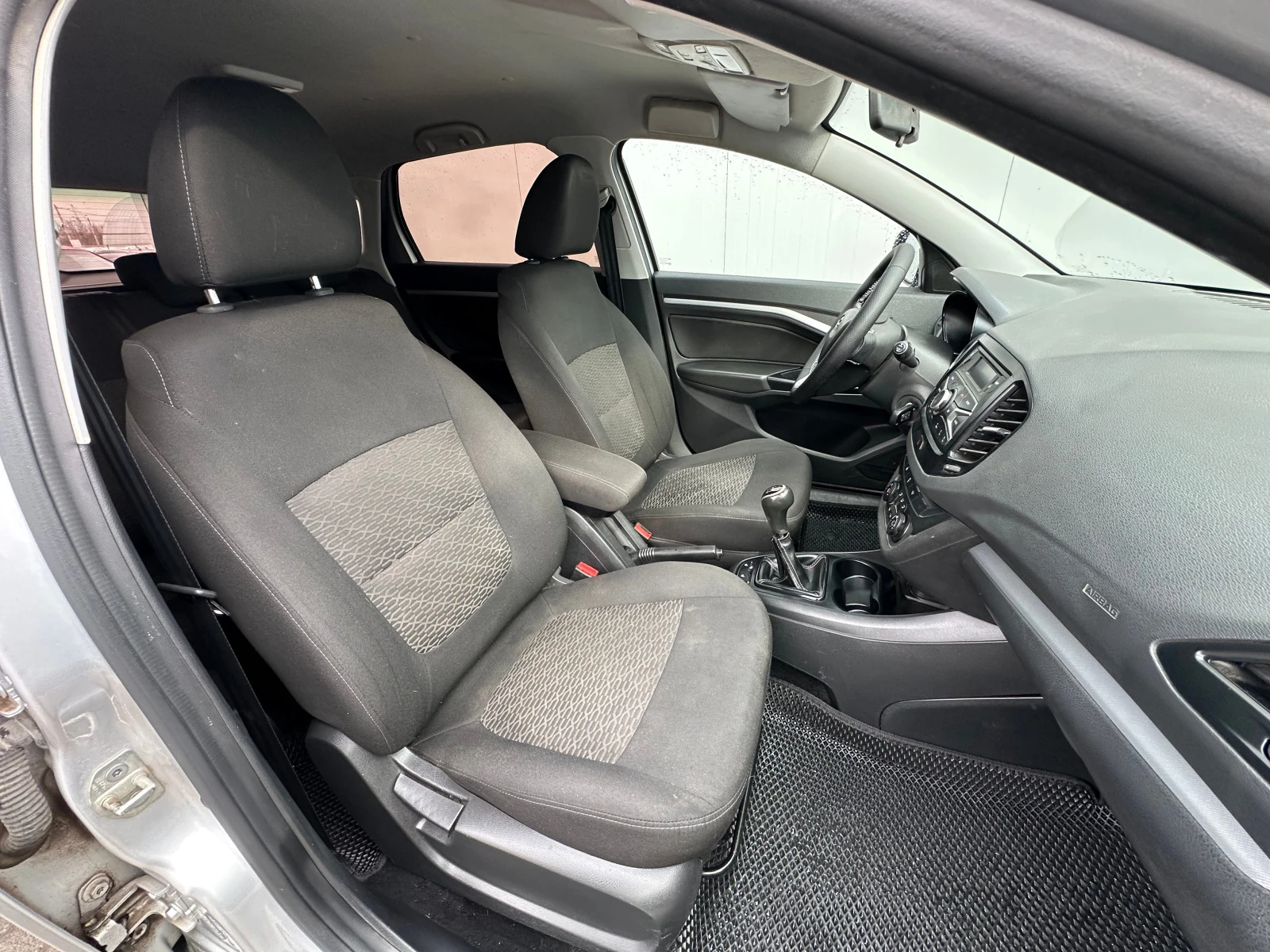 Lada (ВАЗ) Vesta, 2017г, передний привод, механика