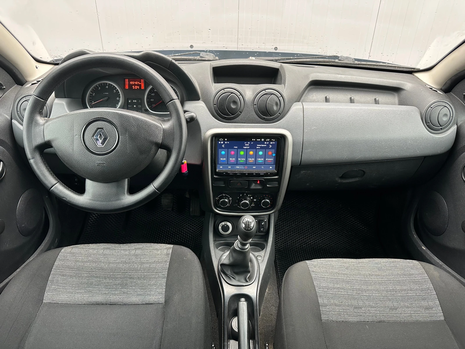 Renault Duster, 2014г, полный привод, механика