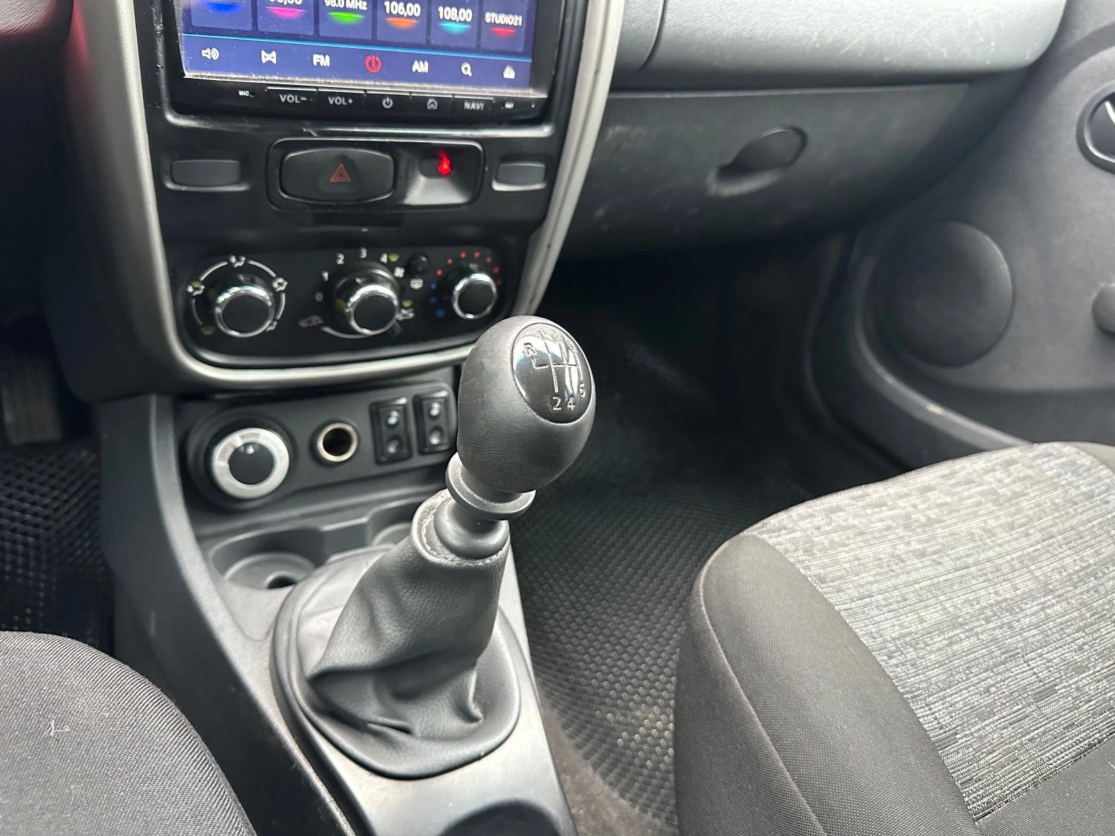 Renault Duster, 2014г, полный привод, механика