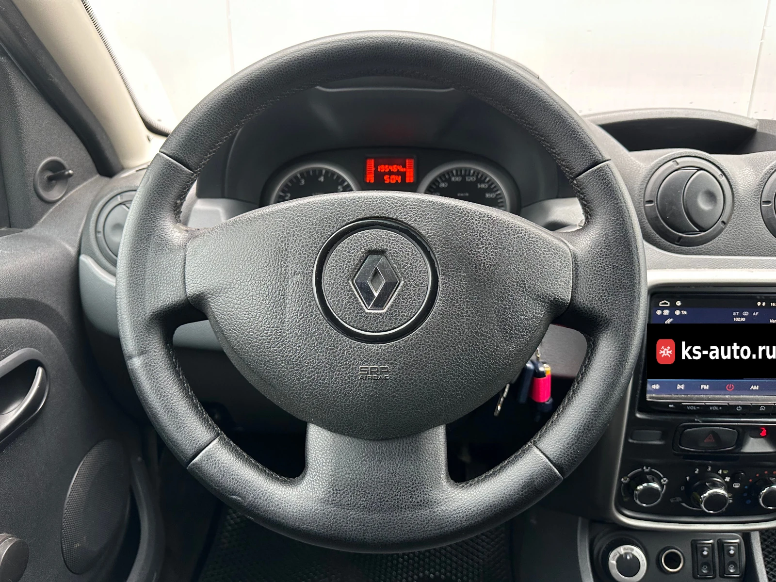 Renault Duster, 2014г, полный привод, механика