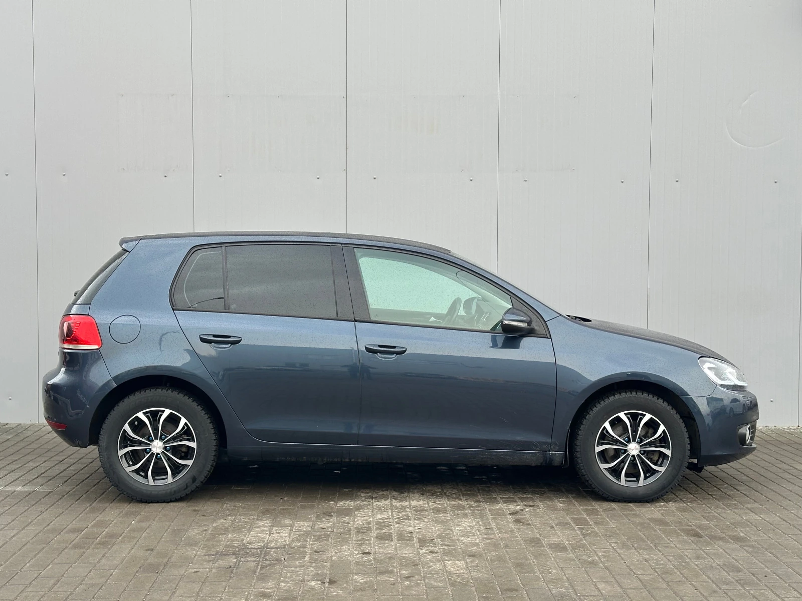 Volkswagen Golf, 2012г, передний привод, механика