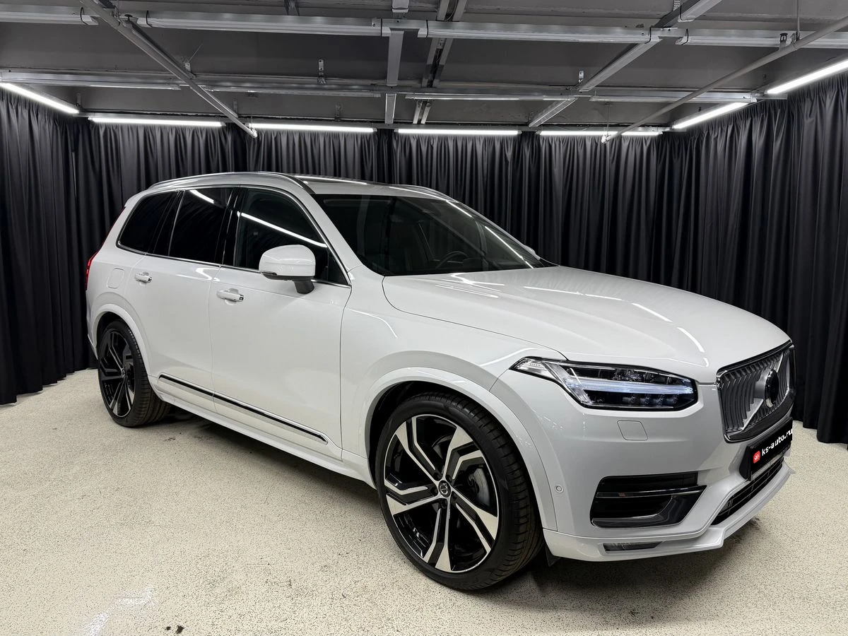 Volvo XC90, 2022г, полный привод, автомат