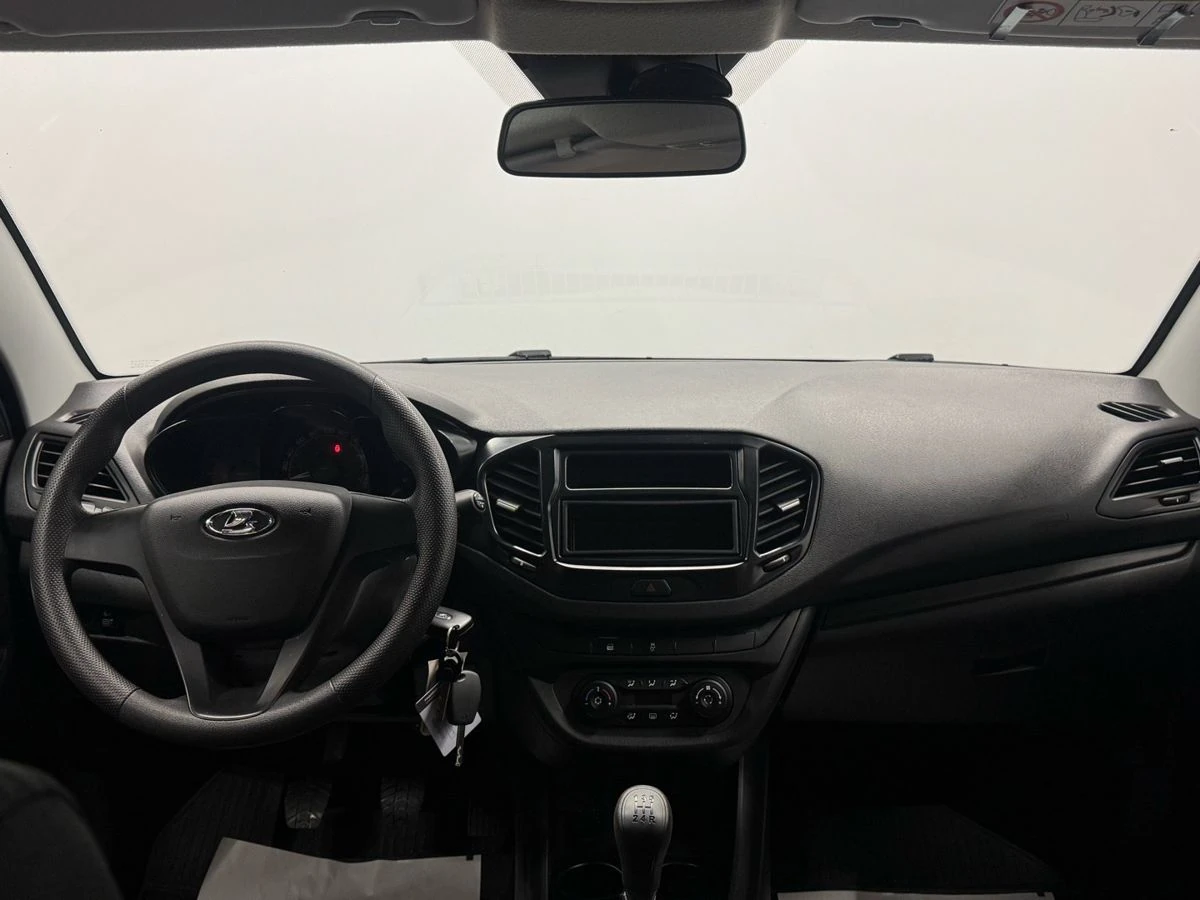 Lada (ВАЗ) Vesta, 2021г, передний привод, механика