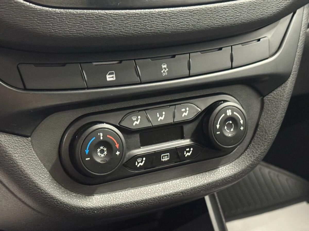 Lada (ВАЗ) Vesta, 2021г, передний привод, механика