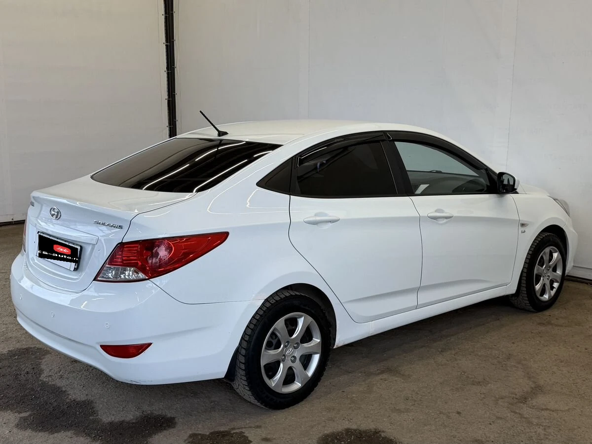 Hyundai Solaris, 2013г, передний привод, автомат