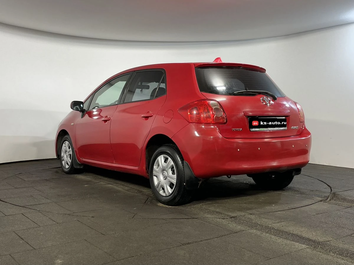 Toyota Auris, 2007г, передний привод, механика