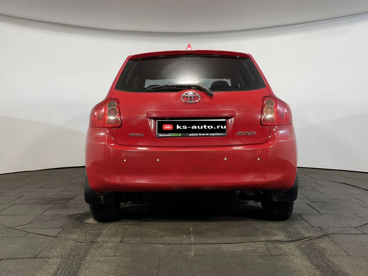 Toyota Auris, 2007г, передний привод, механика