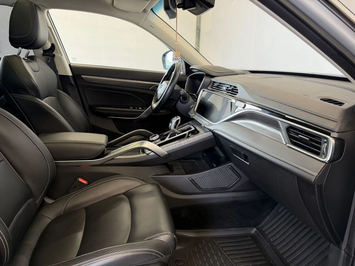 Geely Atlas Pro, 2023г, полный привод, робот