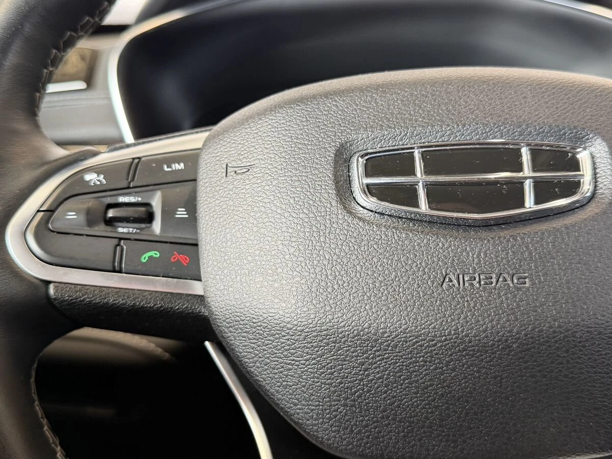 Geely Atlas Pro, 2023г, полный привод, робот