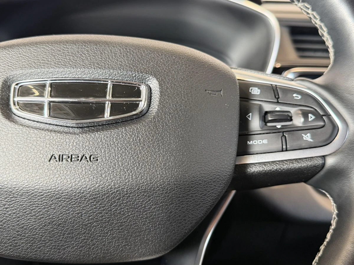 Geely Atlas Pro, 2023г, полный привод, робот