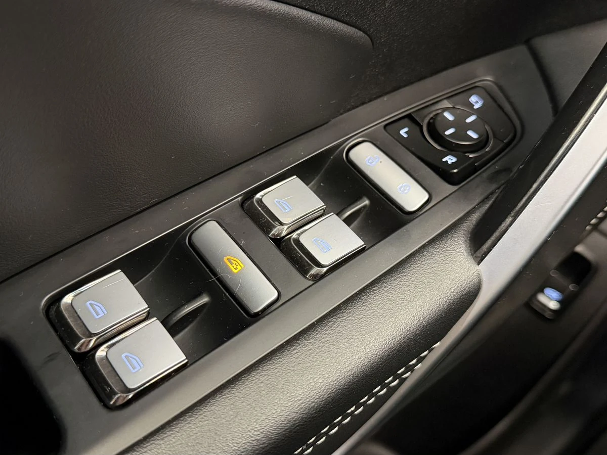 Geely Atlas Pro, 2023г, полный привод, робот