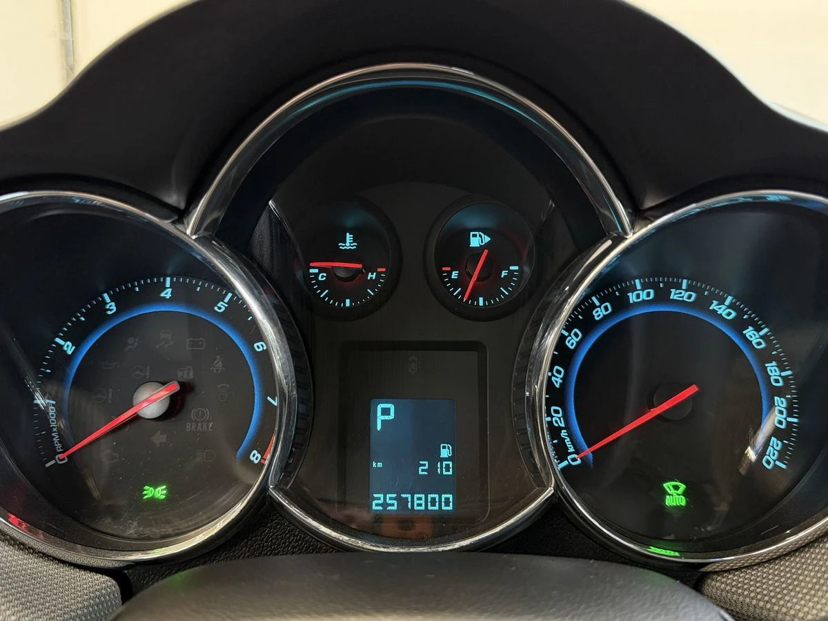 Chevrolet Cruze, 2012г, передний привод, автомат