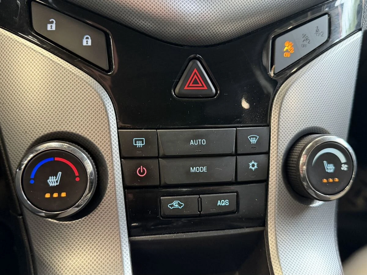 Chevrolet Cruze, 2012г, передний привод, автомат