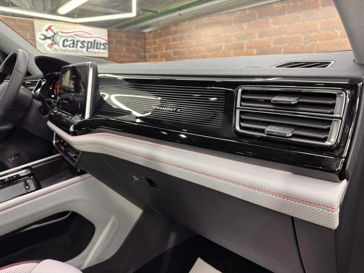 Volkswagen Teramont X, 2025г, полный привод, робот