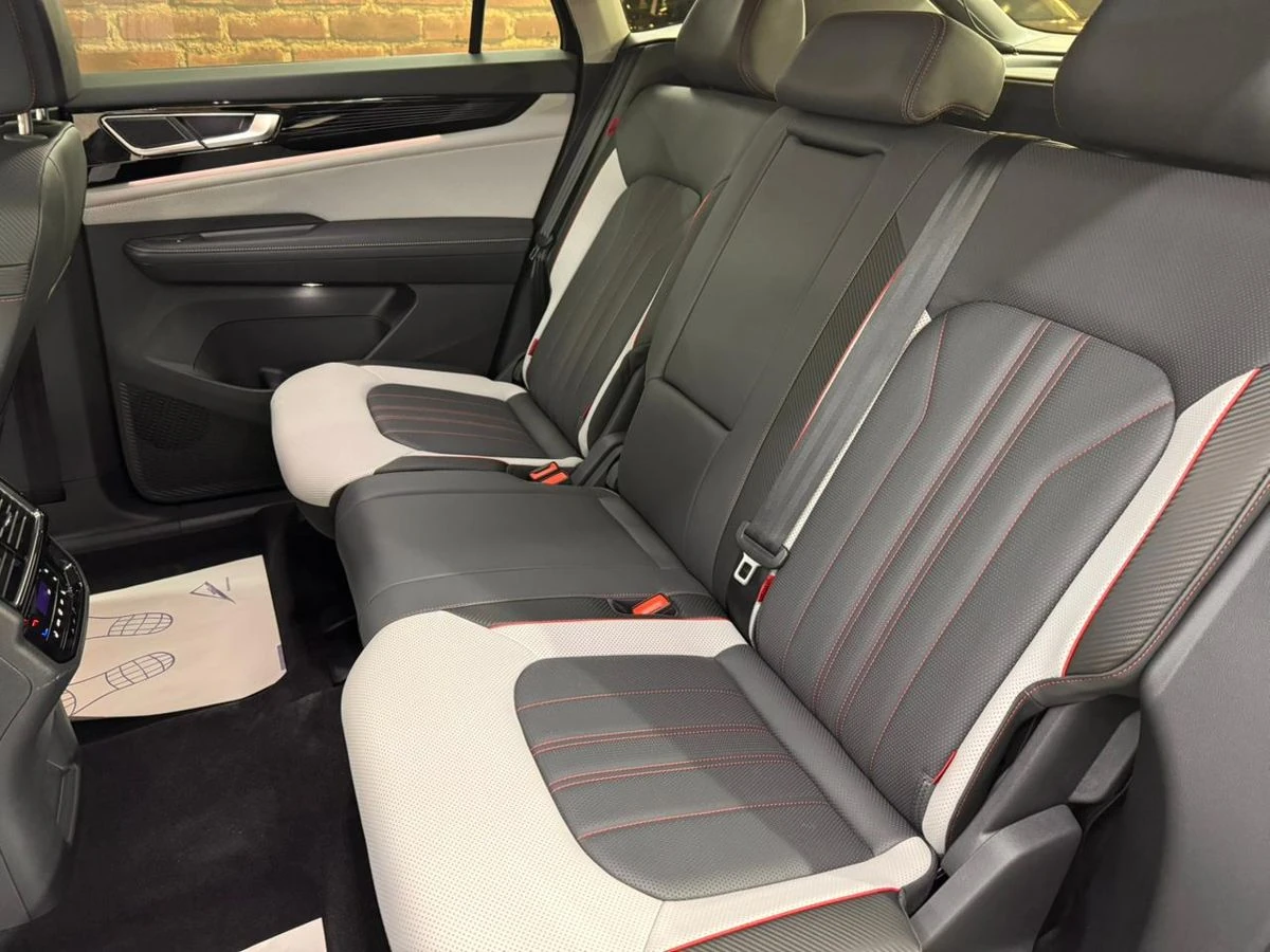 Volkswagen Teramont X, 2025г, полный привод, робот