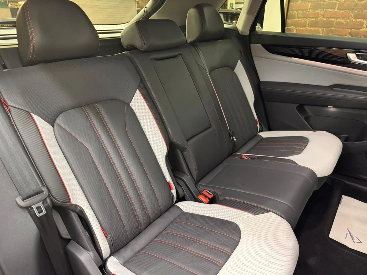 Volkswagen Teramont X, 2025г, полный привод, робот