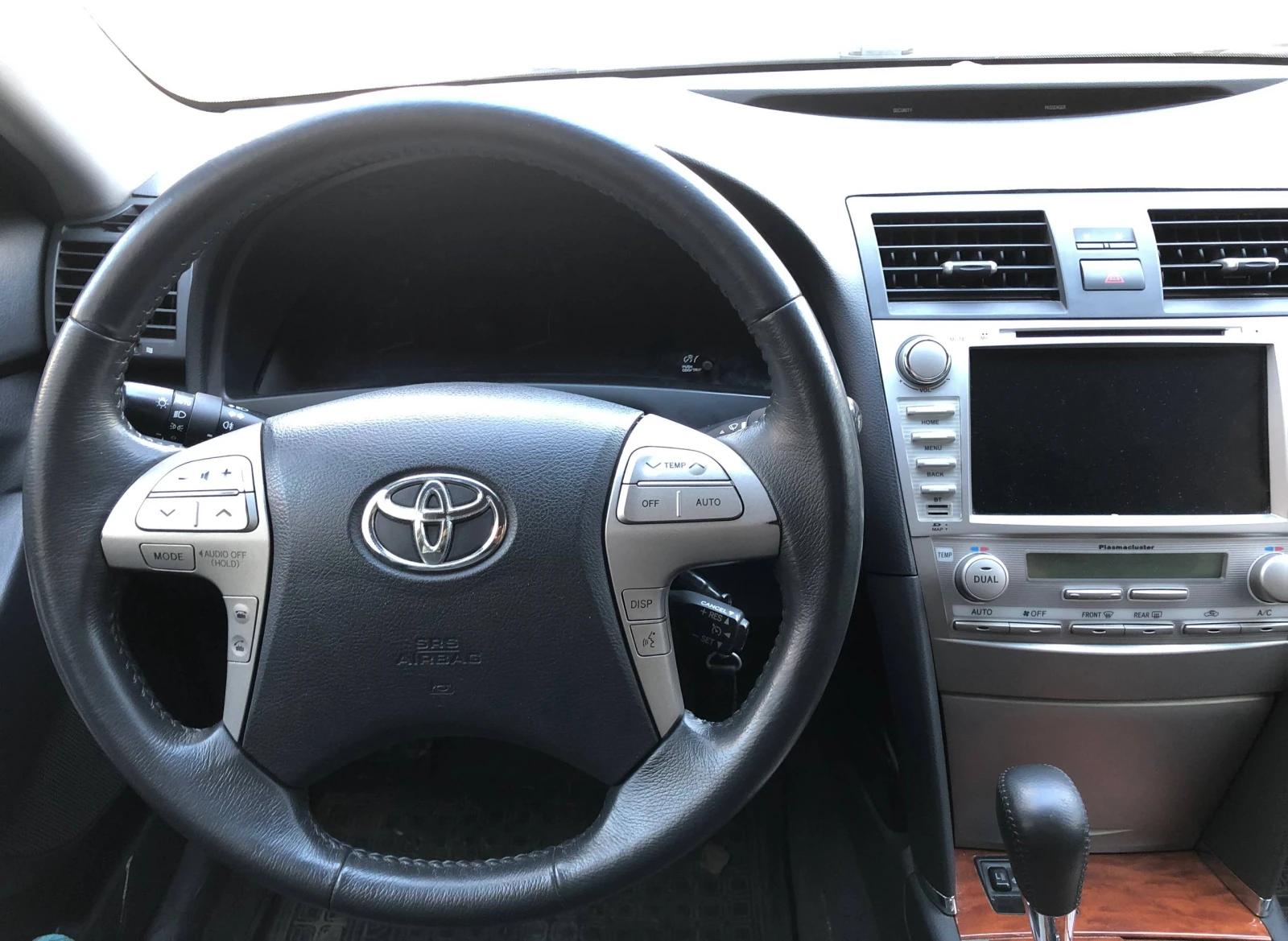 Toyota Camry, 2011г, передний привод, автомат
