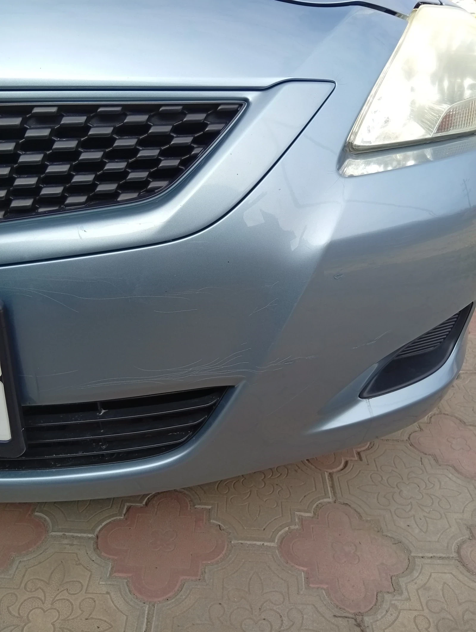 Toyota Belta, 2010г, передний привод, вариатор