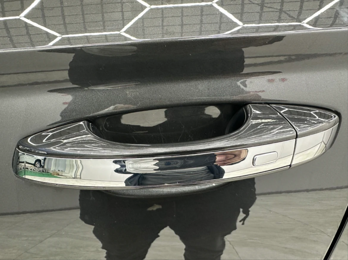 Volkswagen Tharu, 2022г, передний привод, робот