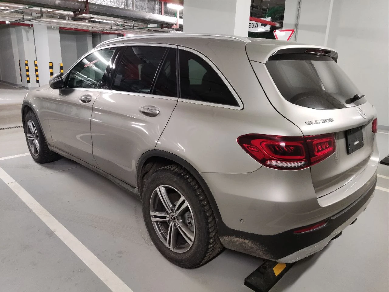 Mercedes-Benz GLC, 2020г, полный привод, автомат