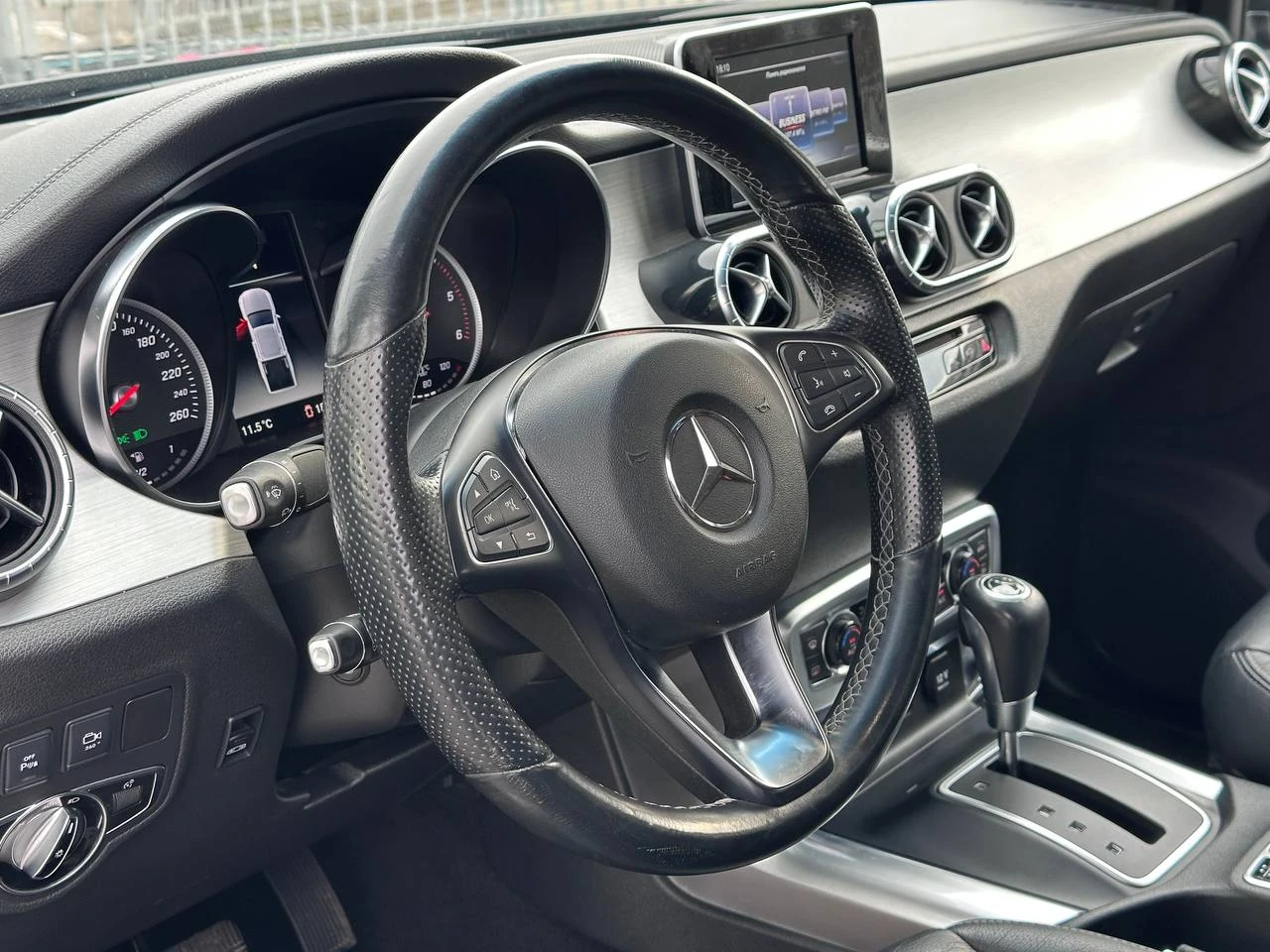 Mercedes-Benz X-Class, 2018г, полный привод, автомат