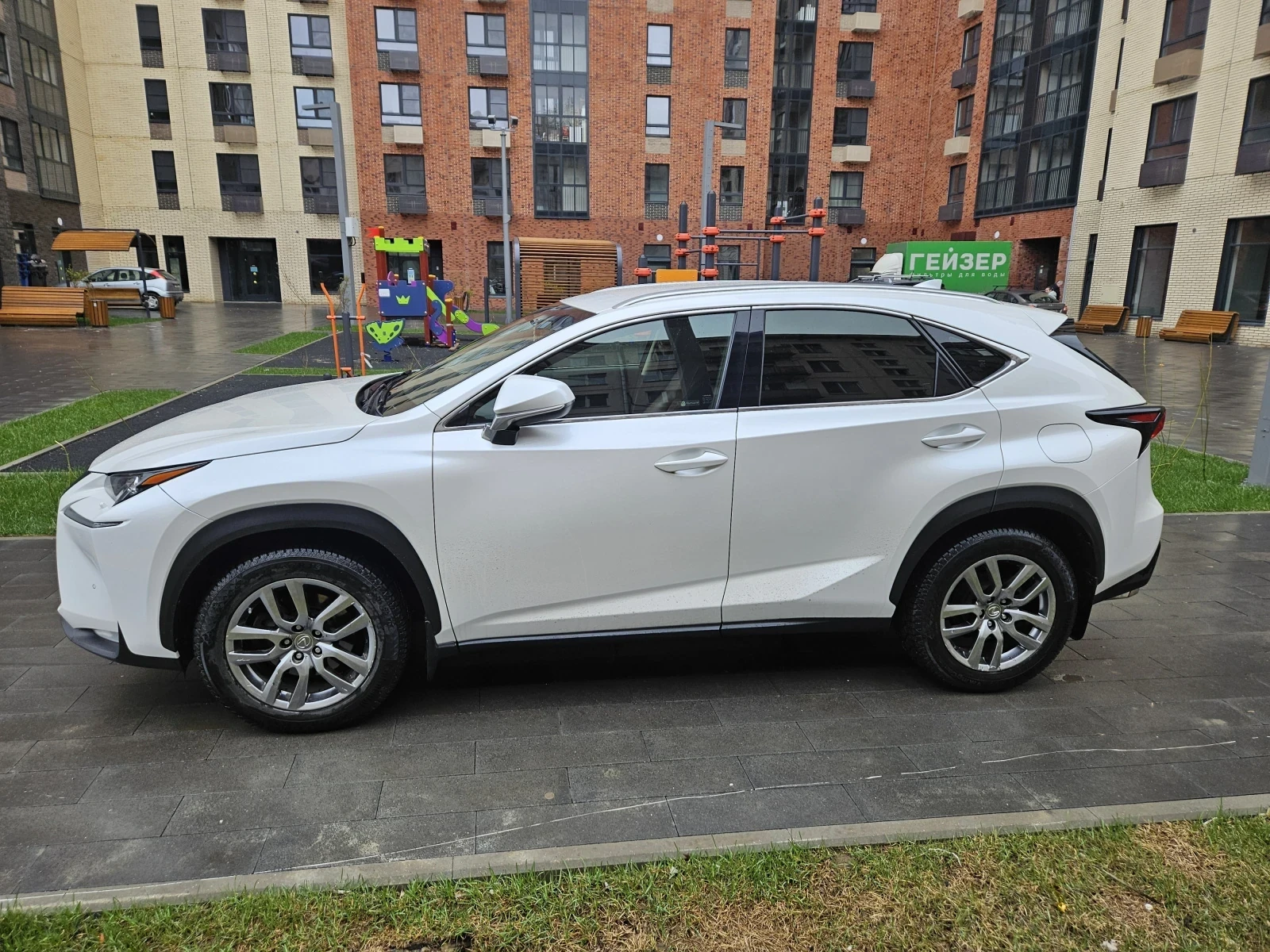 Lexus NX, 2016г, полный привод, автомат