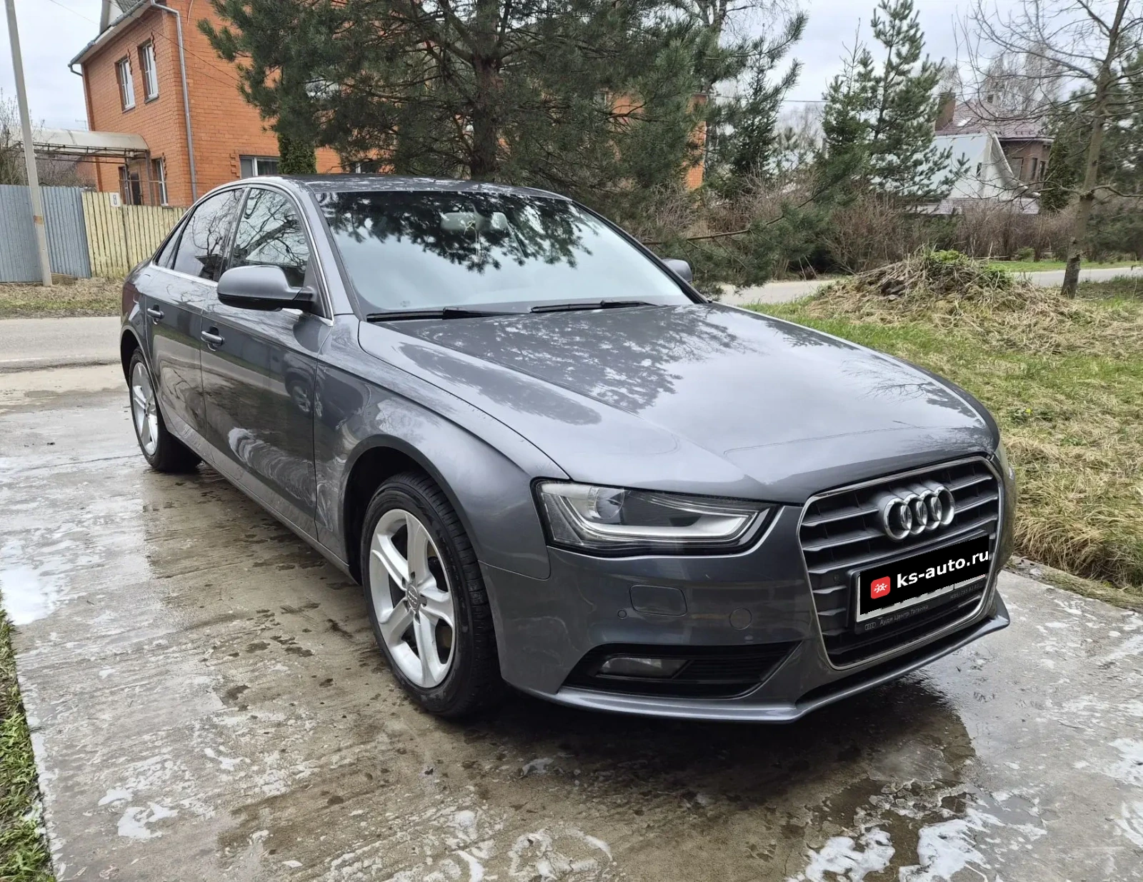 Audi A4, 2012г, передний привод, вариатор