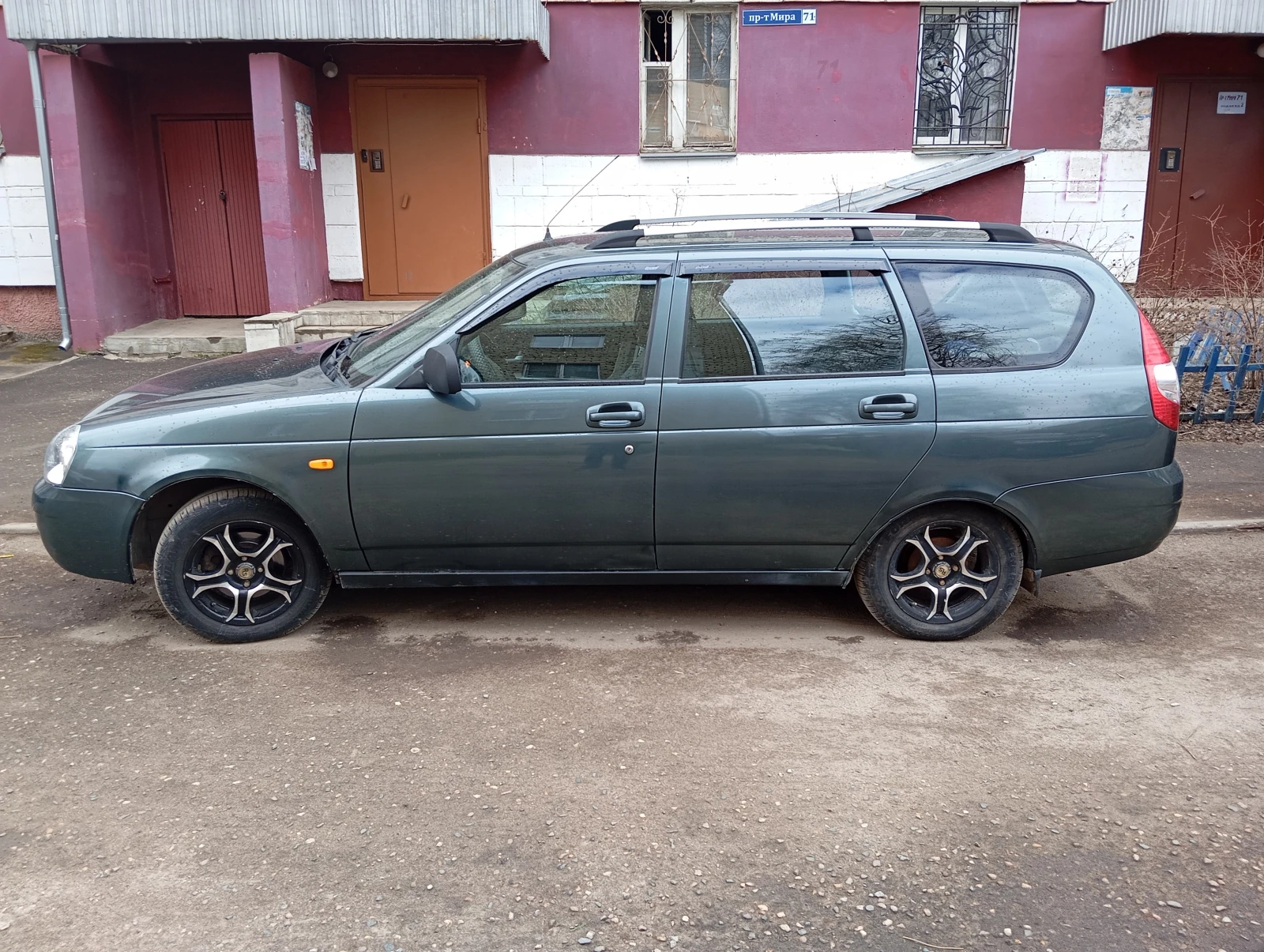 Lada (ВАЗ) Priora, 2011г, передний привод, механика