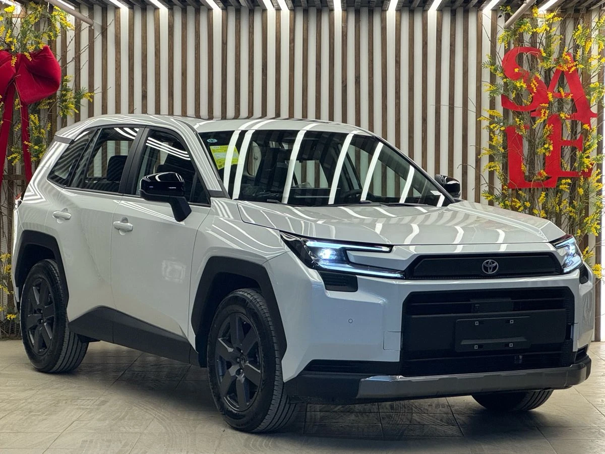 Toyota RAV4, 2026г, полный привод, вариатор