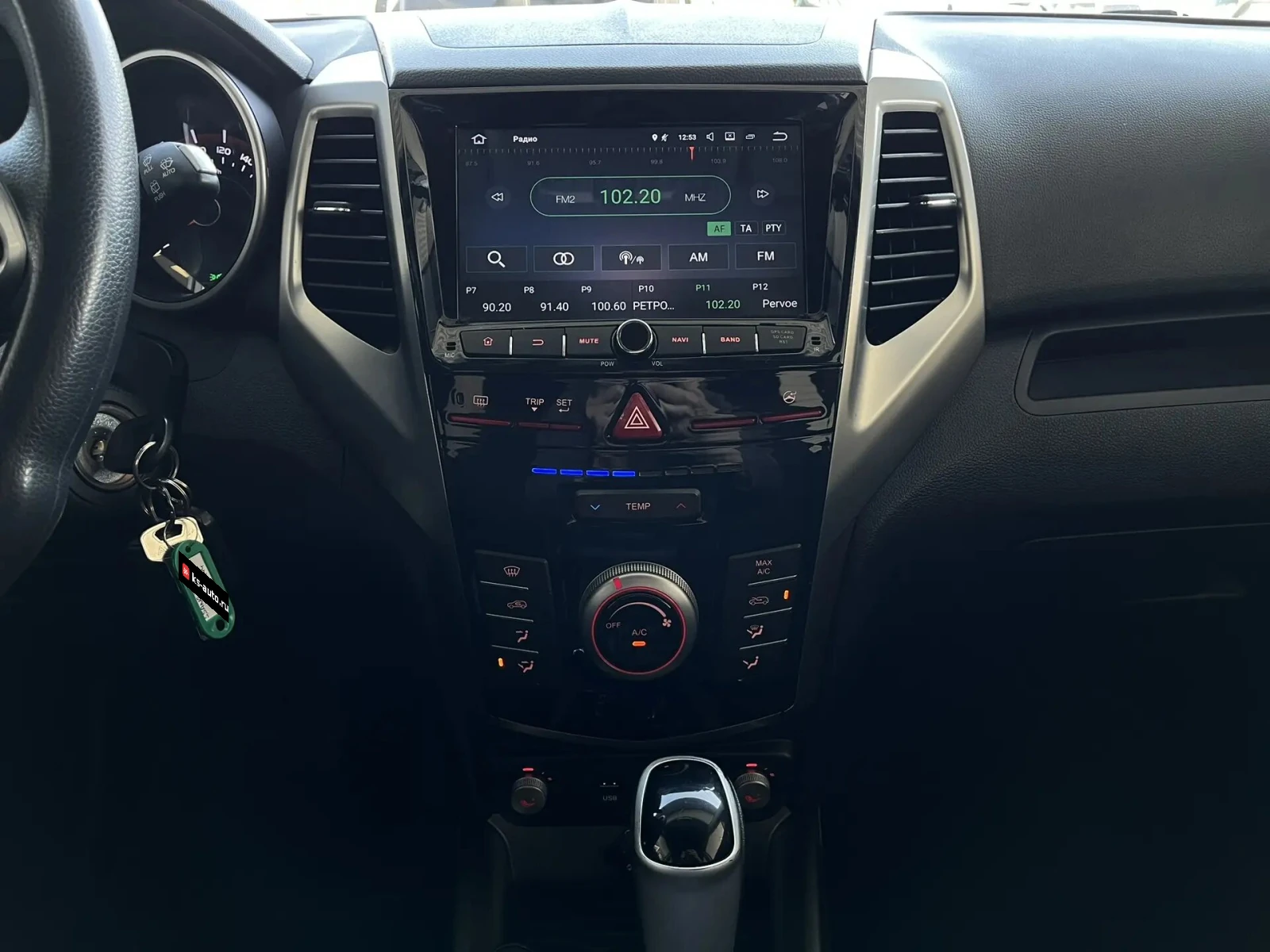 SsangYong Tivoli, 2016г, передний привод, автомат