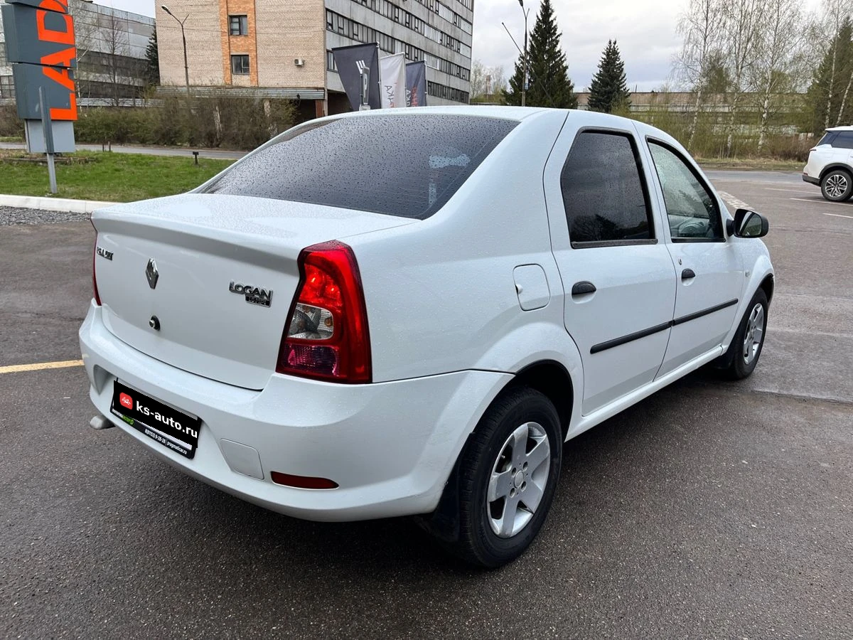 Renault Logan, 2011г, передний привод, механика