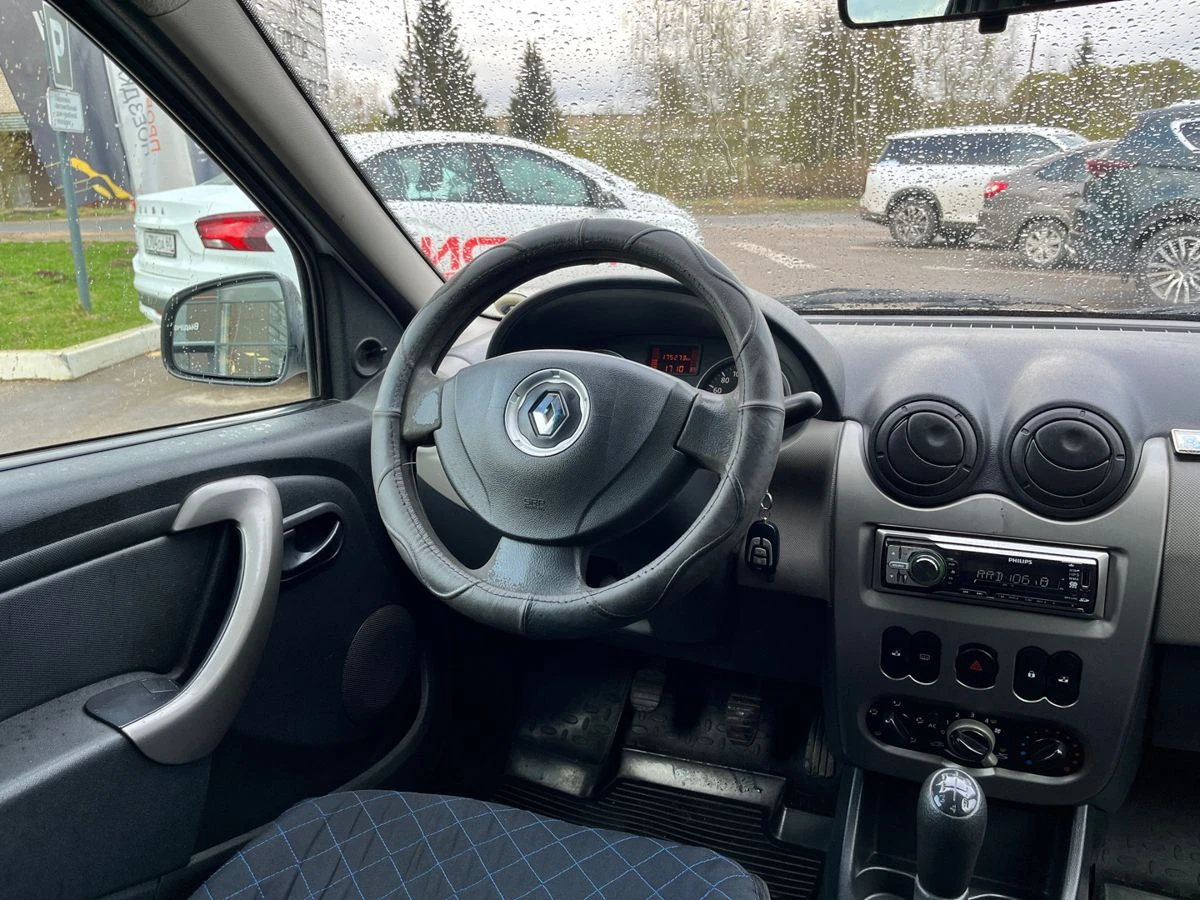 Renault Logan, 2011г, передний привод, механика