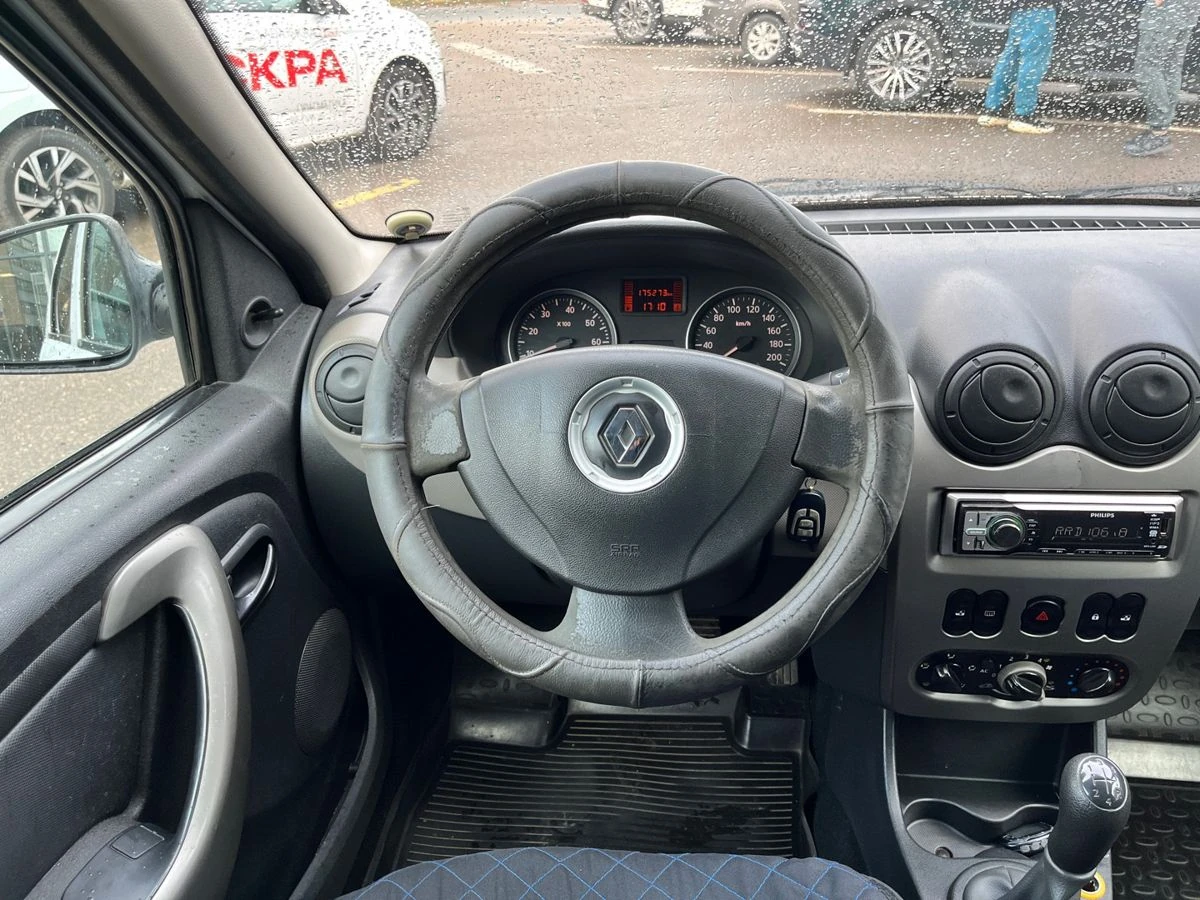 Renault Logan, 2011г, передний привод, механика