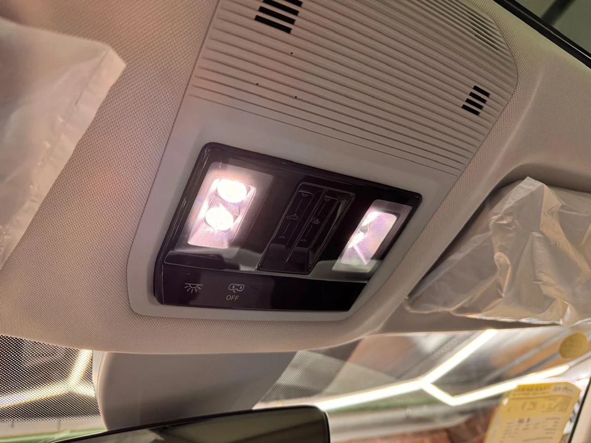 Volkswagen Tavendor, 2026г, полный привод, робот