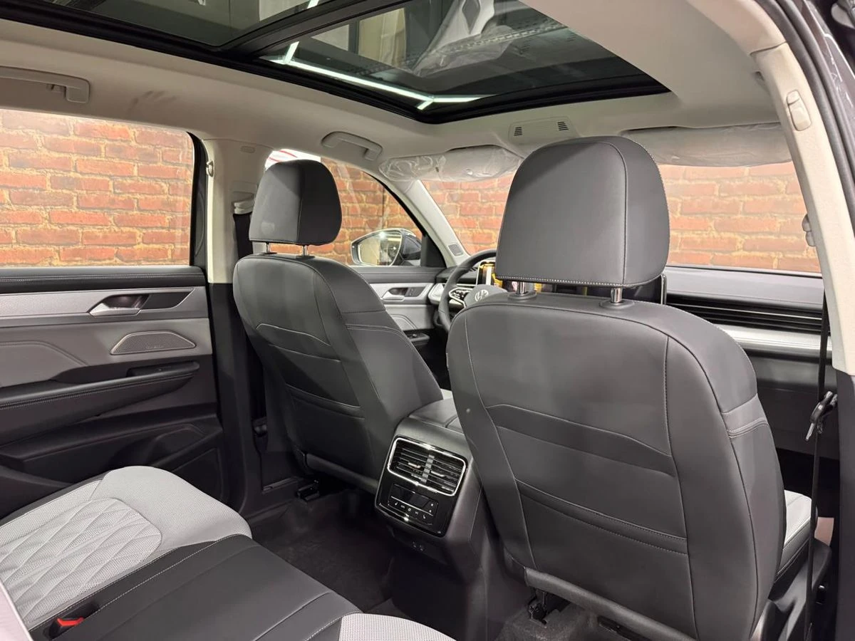 Volkswagen Tavendor, 2026г, полный привод, робот