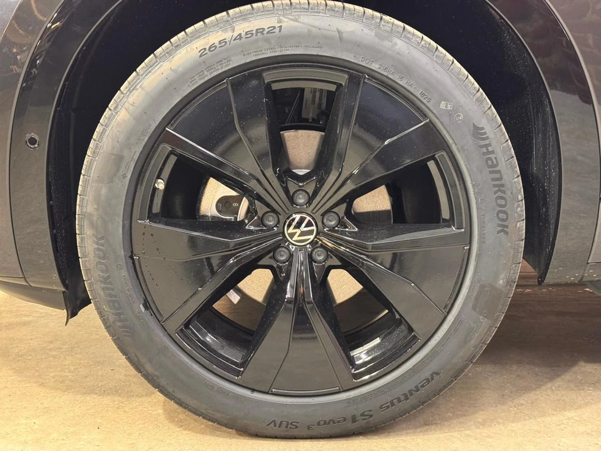 Volkswagen Tavendor, 2026г, полный привод, робот