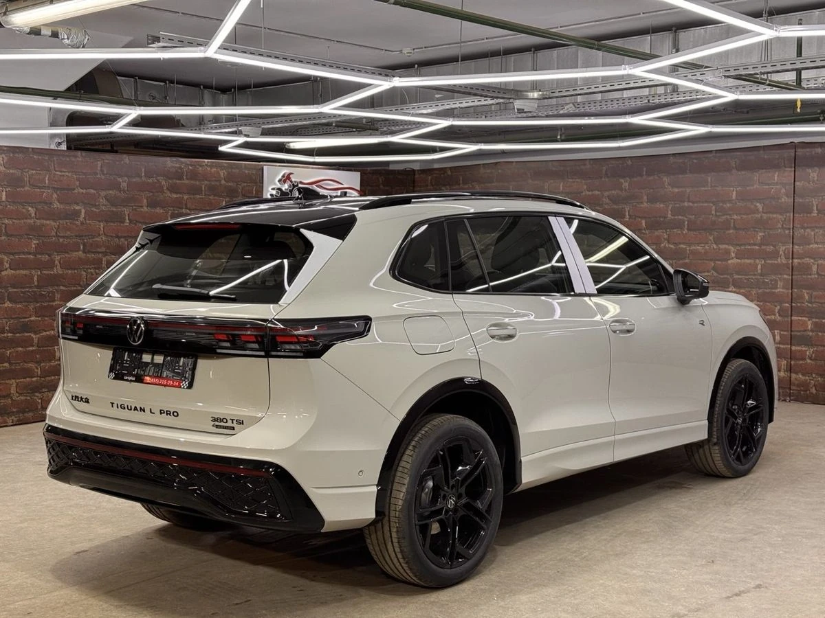 Volkswagen Tiguan, 2026г, полный привод, робот