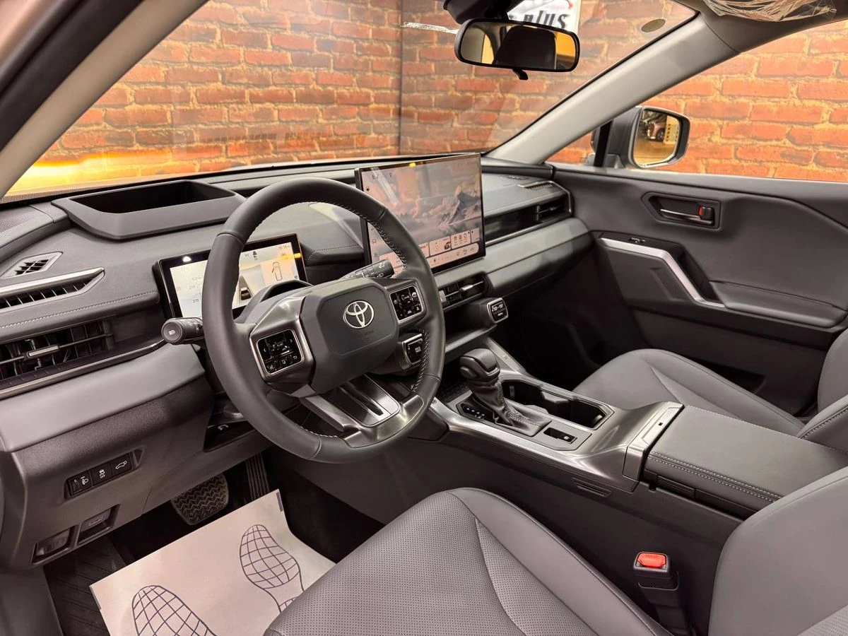 Toyota Wildlander, 2026г, полный привод, вариатор