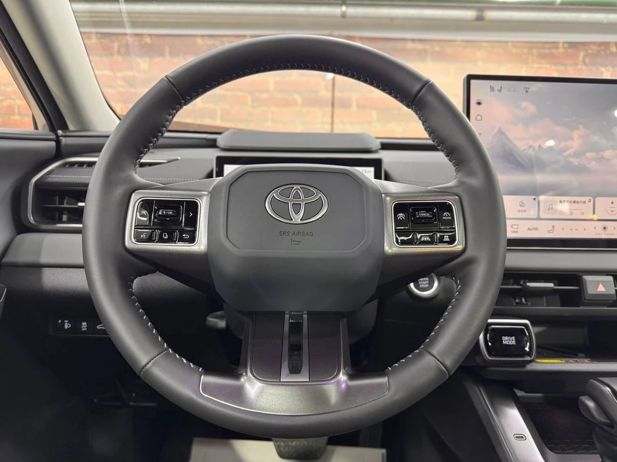 Toyota Wildlander, 2026г, полный привод, вариатор